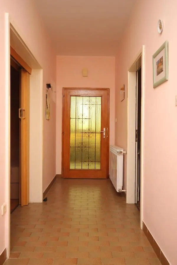 Apartments With A Parking Space Valbandon, Fazana - 7215 Štinjan 0*,